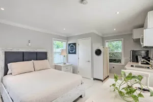 Image of Cozy West Palm Beach Studio - half Mi to Ocean