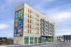 Image of Cambria Hotel Burbank Airport