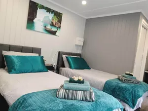 Image of 2-bedrooms guesthouse, Sleep 4, Only 1 booking at time, Free PARKING, Private entrance, Wi-Fi, Netflix, Heating & Air-Conditioning