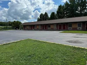 Image of Travel Inn By OYO Danville US-29