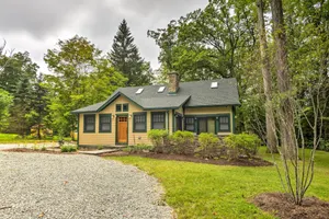 Image of Sugar Berry Craftsman Home in Laughlintown