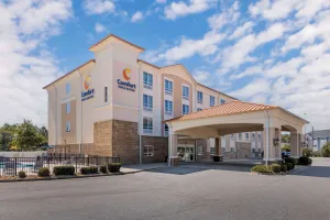 Image of Comfort Inn & Suites