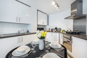Image of Central 2 bed with Large Terrace