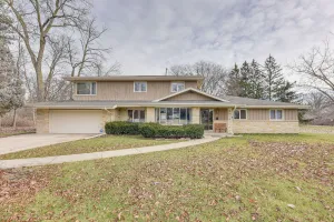 Image of Convenient Racine Home: 4 Mi to Lake Michigan!