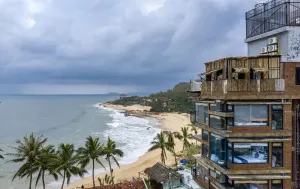 Image of Mira Bãi Xếp Quy Nhơn - The Hidden Jewel