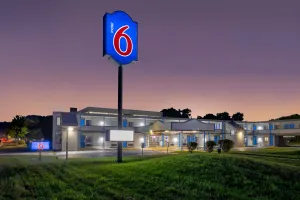 Image of Motel 6 Harrisburg PA Near PA Expo Center