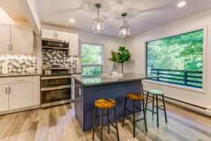 Image of Modern Waynesville Cabin about 9 Mi to Lake Junaluska!