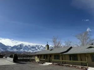 Image of Eastern Sierra Motor Lodge