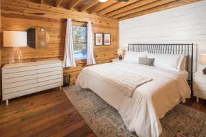 Image of Red Feather Cabins 199