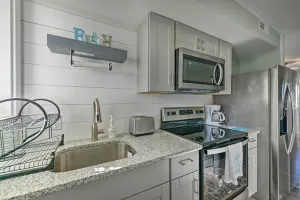 Image of Beach Block Wildwood Condo - Proximity to Dining!