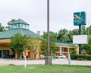 Image of Quality Inn Louisville