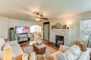 Image of Columbia Cottage w/ Patio: 1 Mi to Downtown!