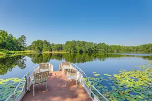 Image of Pet-friendly Ehrhardt Home w/ Private Pond & Yard!