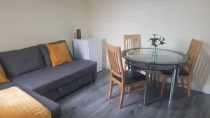 Image of 4 Bedroom House in Grays - Sleeps 6 & Parking