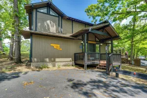 Image of 1 Mi to Margaritaville Resort Cottage with Fire Pit