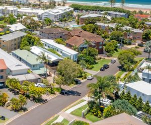 Image of WINDARRA-Alex Headland Family Holiday