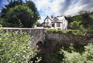 Image of The Newbridge on Usk