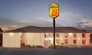 Image of Super 8 by Wyndham Rock Port MO