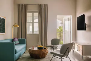 Image of Sonder by Marriott Bonvoy Vista Cay Apartments