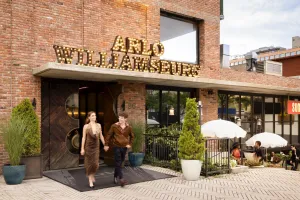Image of Arlo Williamsburg