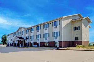 Image of Capital O Amerihost Inn and Suites Kingdom City Hwy 54 MO