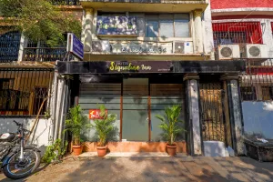 Image of HOTEL SIGNATURE INN