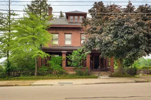 Image of 2 Mi to Lake Erie: Spacious Retreat Near Cafes!