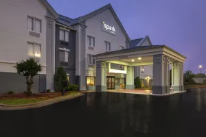 Image of Spark by Hilton Smithfield I-95