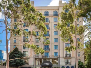 Image of Mantra on Jolimont Melbourne