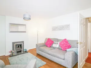Image of 6 Fidlers Close