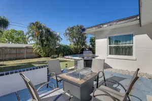 Image of 8 Mi to Beaches Bradenton Home with Poolside Oasis!
