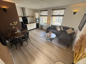 Image of The Hideaway - 2-Bedroom Apartment with outdoor terrace & free parking