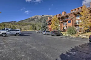 Image of Pool and Hot Tub Access Silverthorne Condo!