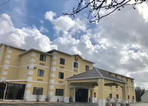 Image of Super 8 by Wyndham Jackson/Ridgeland