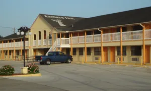 Image of Antlers Inn Goliad