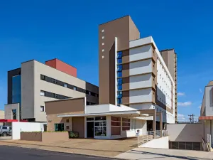 Image of Golden Tower Express Braz Olaia by Fênix Hotéis