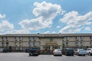 Image of Quality Inn & Suites Detroit Metro Airport