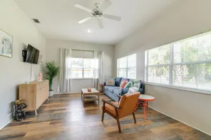 Image of Explore Dtwn Crystal River: Walkable Duplex Unit