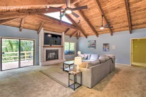 Image of Jacksonville Home on 1 Acre about 6 Mi to Beach!