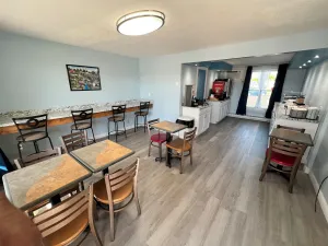 Image of Continental Inn