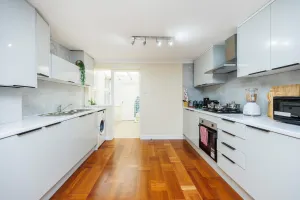Image of East Croydon Home - Contractors