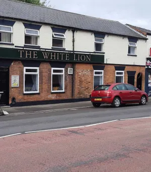 Image of The White Lion