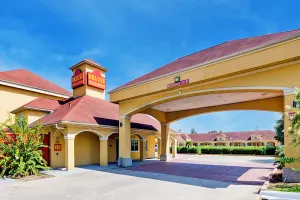 Image of Capital O Deluxe Inn Channelview Houston I-10