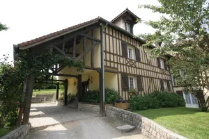 Image of Logis Hôtel Relais Paris Bale - Restaurant La Mangeoire