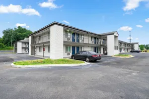 Image of Efficiency Lodge - Kennesaw GA