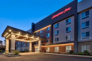 Image of Hampton Inn Waterbury