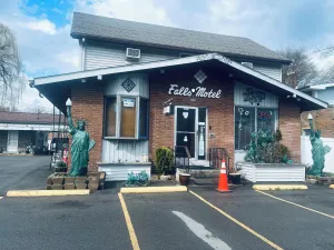 Image of Falls Motel