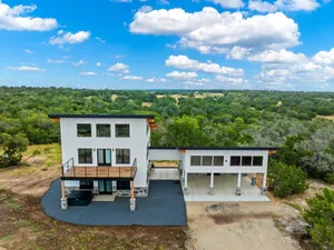 Image of Hill Country Escape W/views Plus, Hot-tub and Pet Friendly!