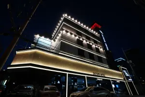 Image of Dongdaemun Saturn Hotel