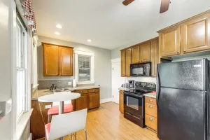 Image of 6 Mi to Rabbit Hash: Rural Home w/ 2 Porches